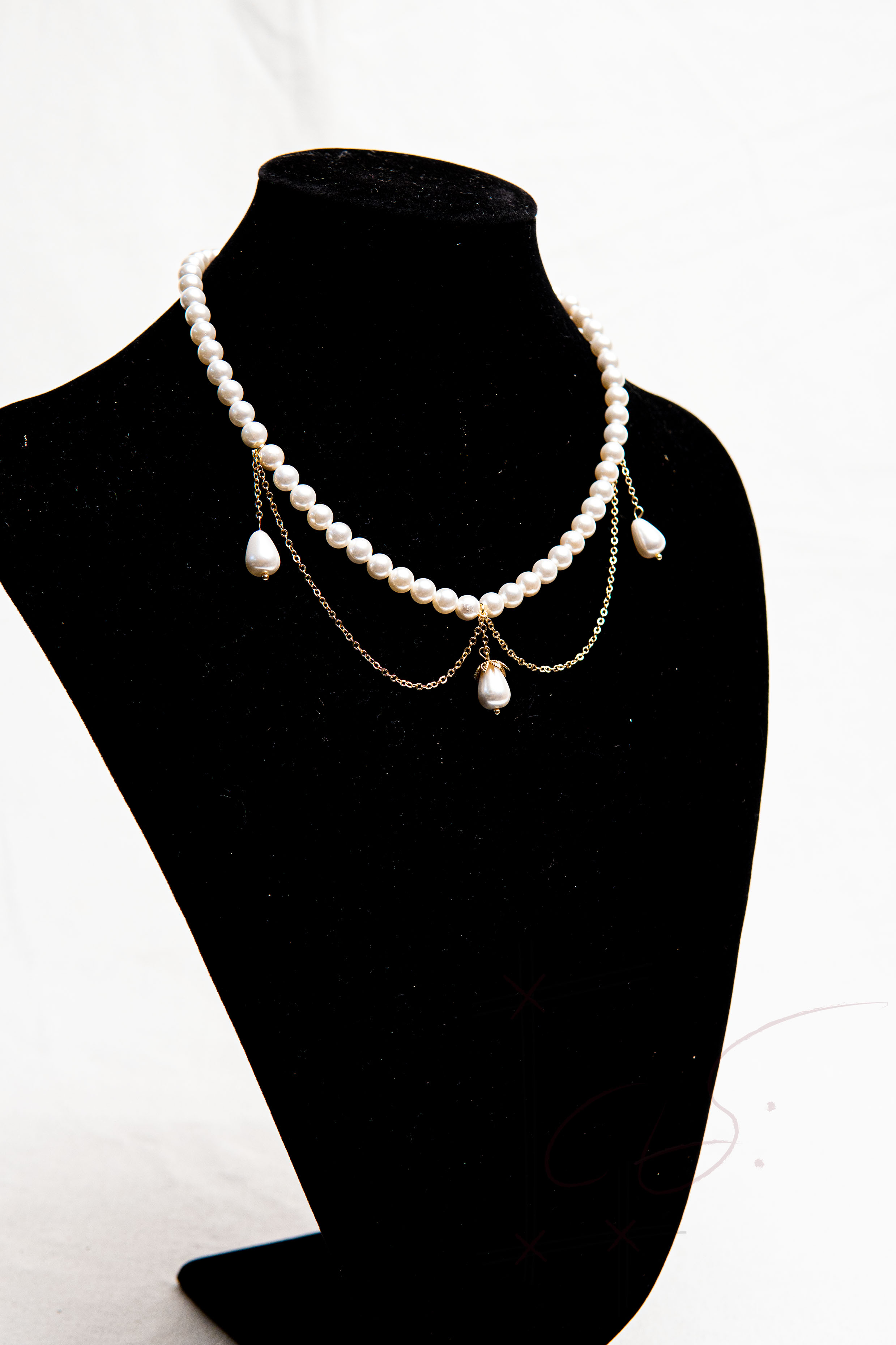 Lady Isolde collection