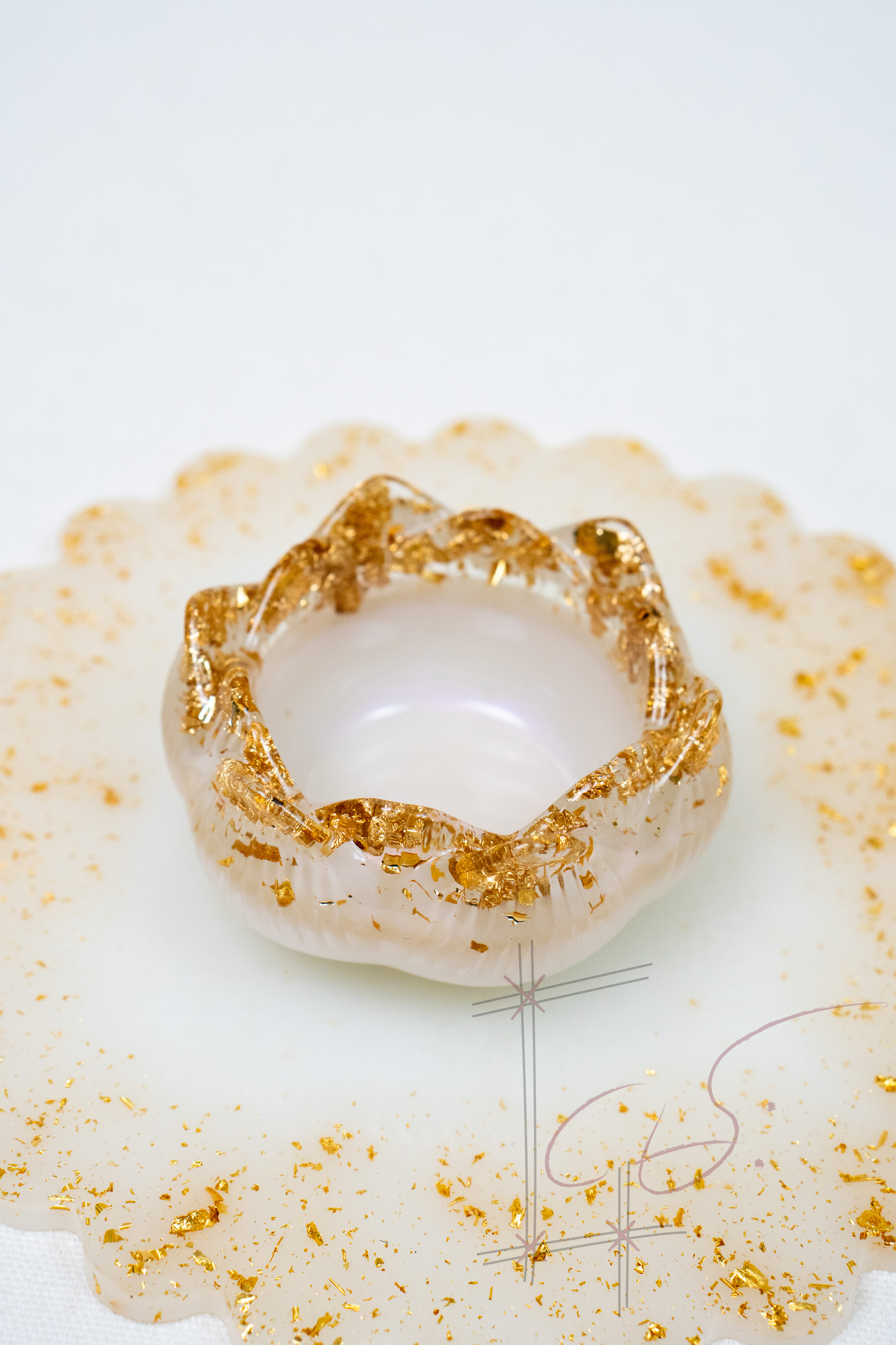 Resin Swan Taw Set