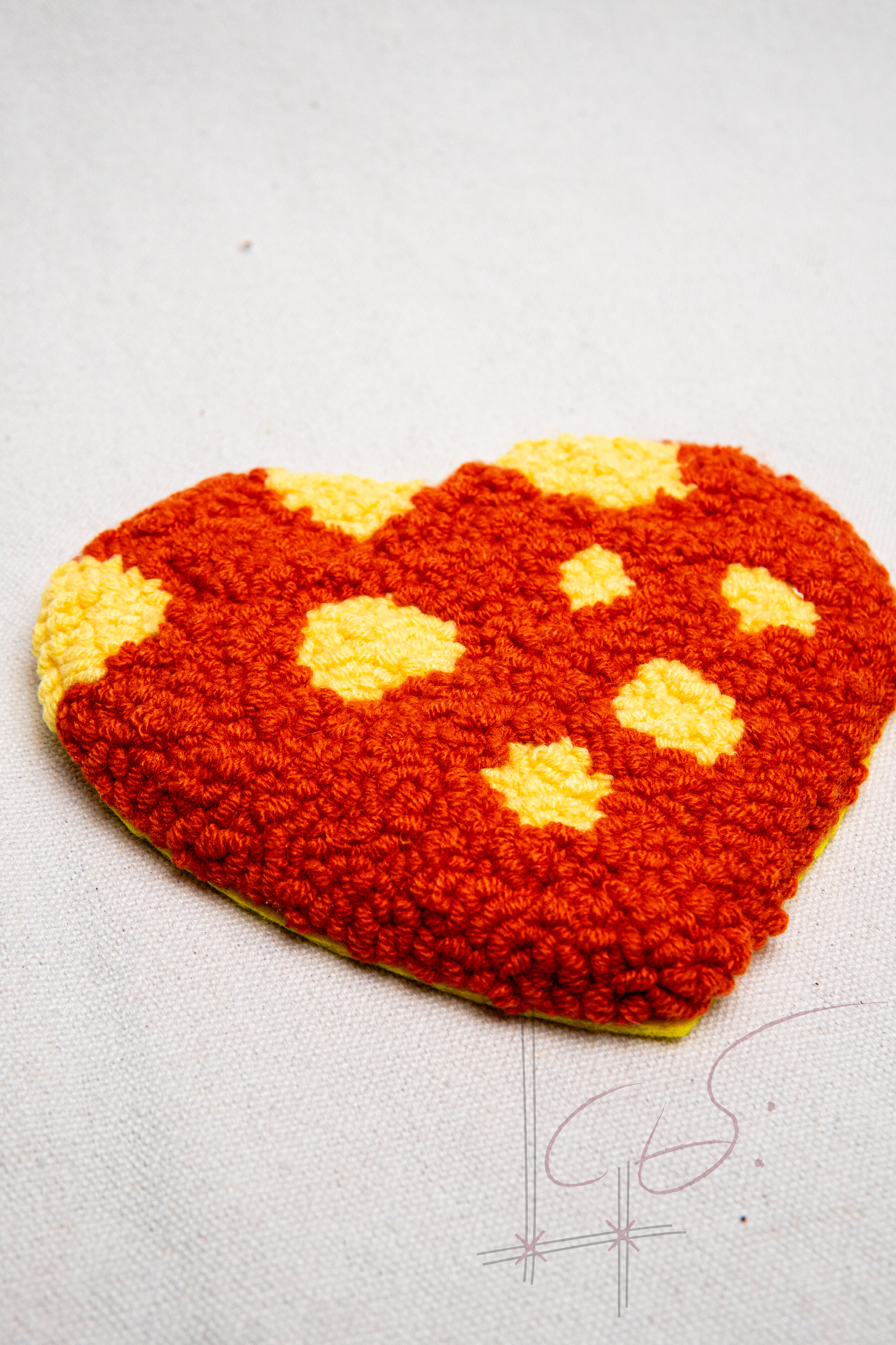 A Flower Heart Coaster V.2