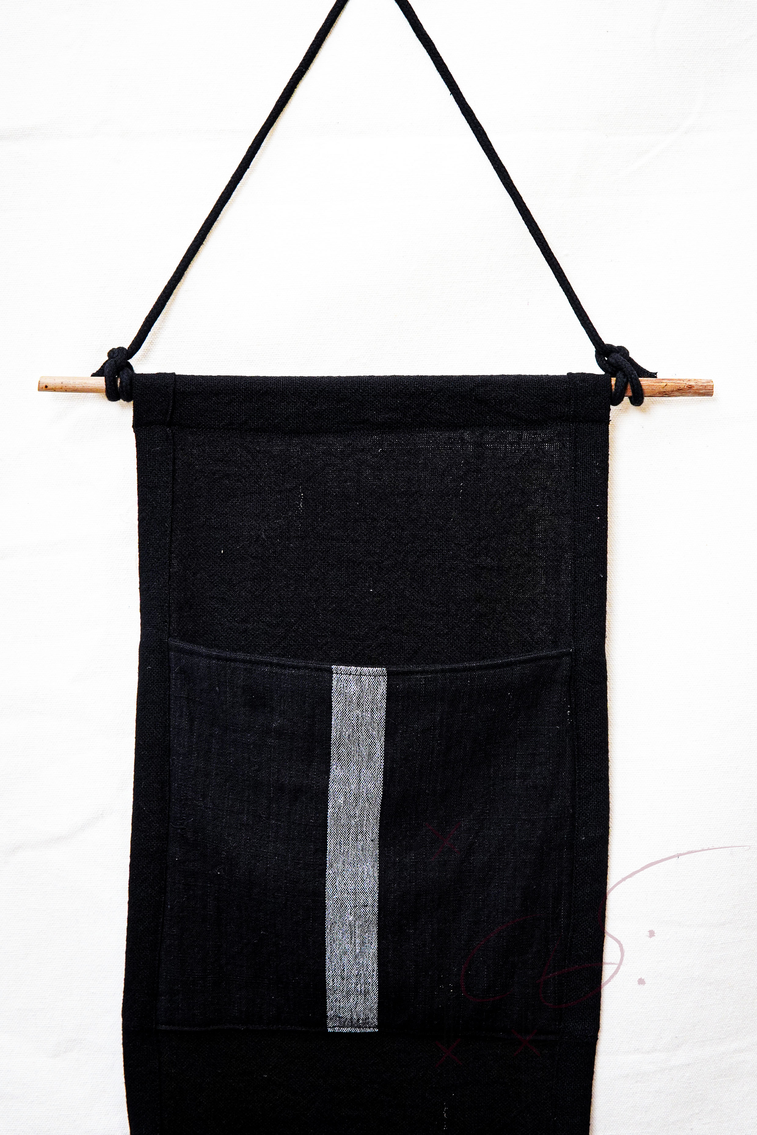 Kayan Wall Hanger