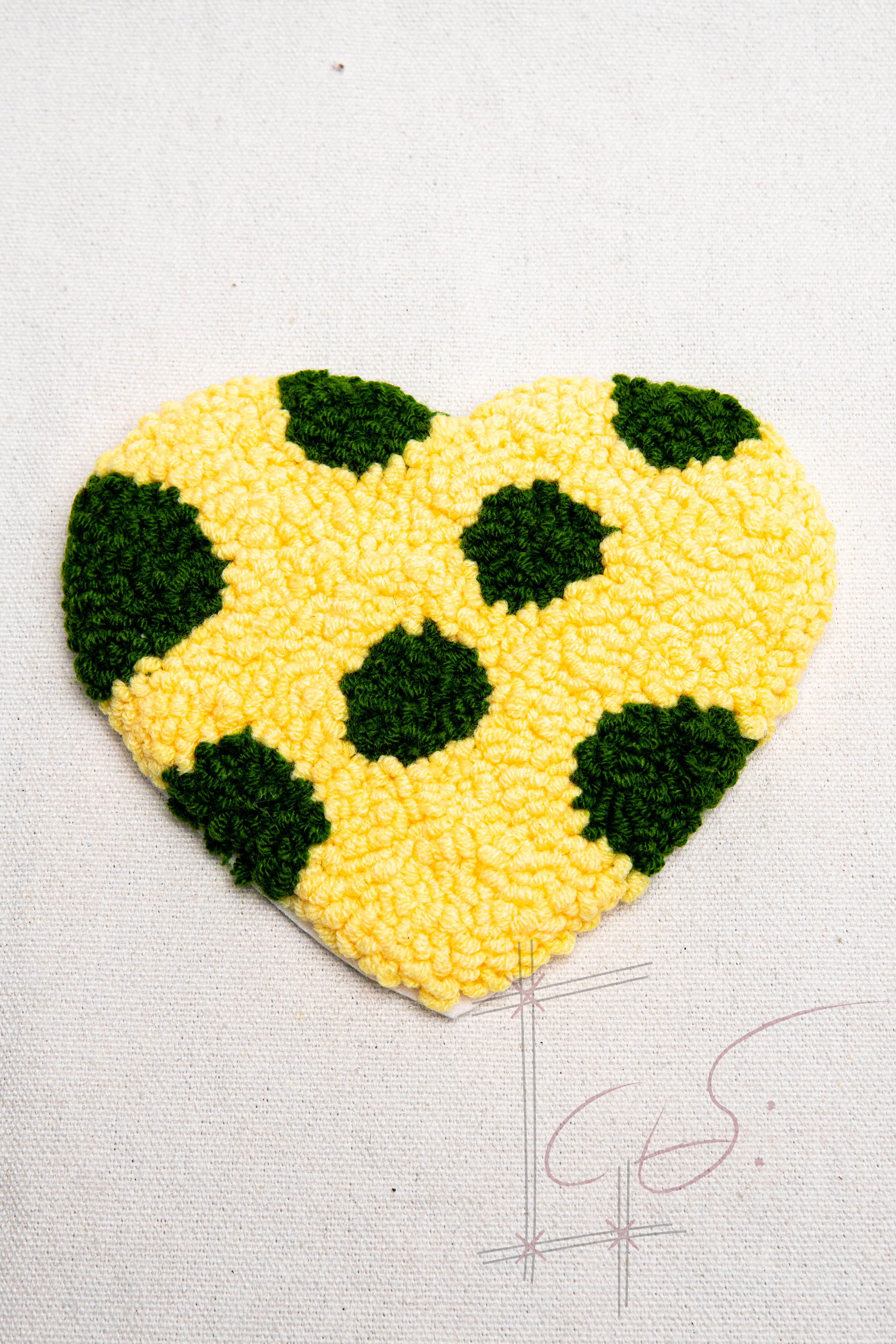A Flower Heart Coaster V.2