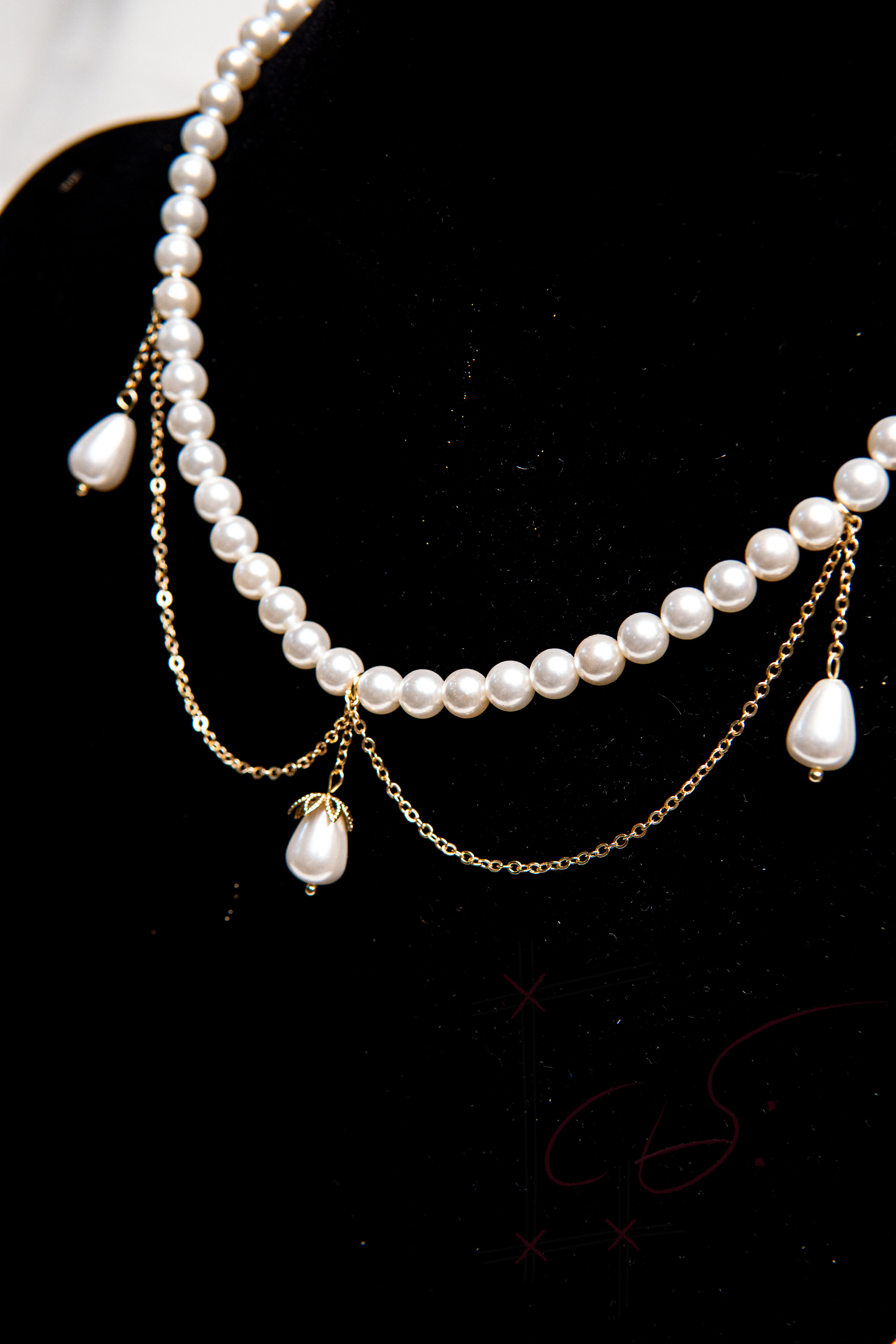 Lady Isolde collection