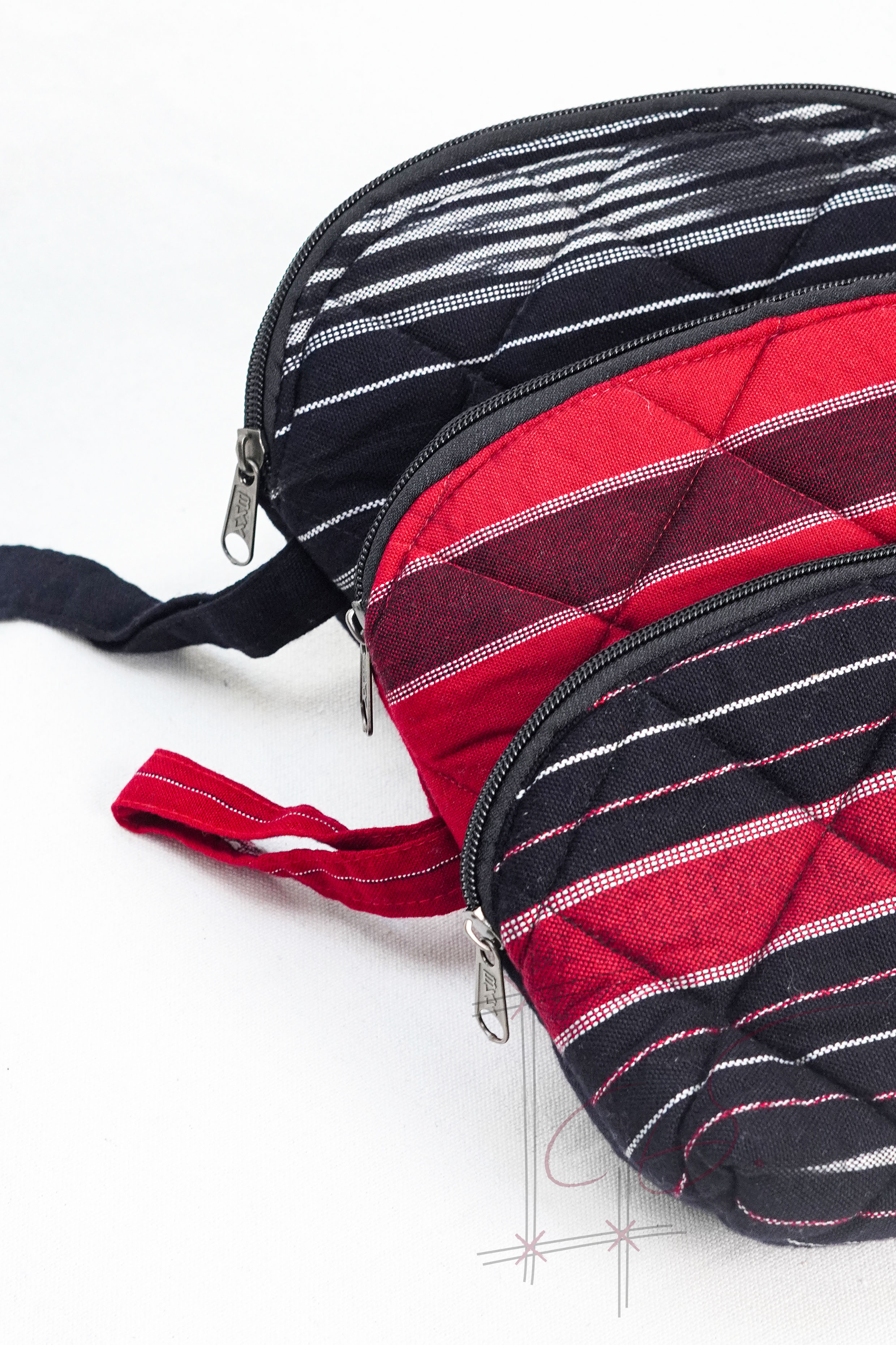 Yu Waddy - Karen Make Up Pouch